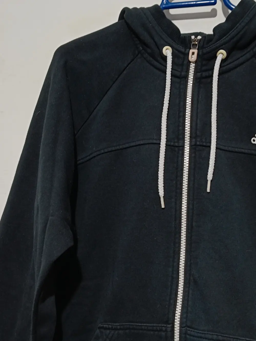 Sudadera Adidas logo con capucha y cremallera talla L, foto 3