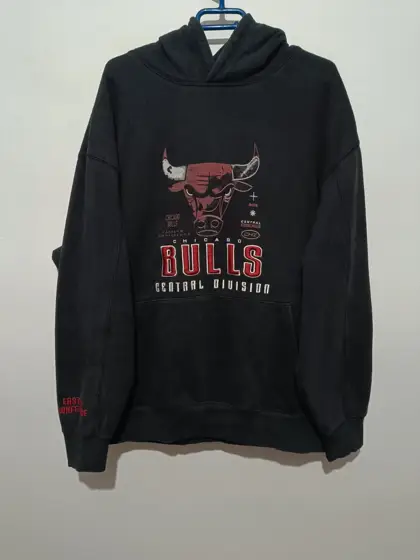 Sudadera Chicago Bulls Josh Denzel NBA x Primark talla XXL