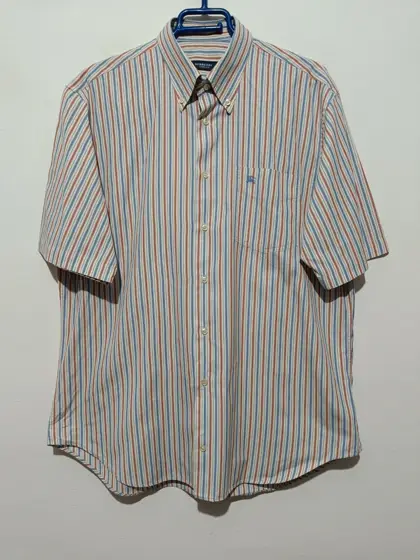 Camisa a rayas manga corta Burberry talla 4 equivale a una L ver medidas