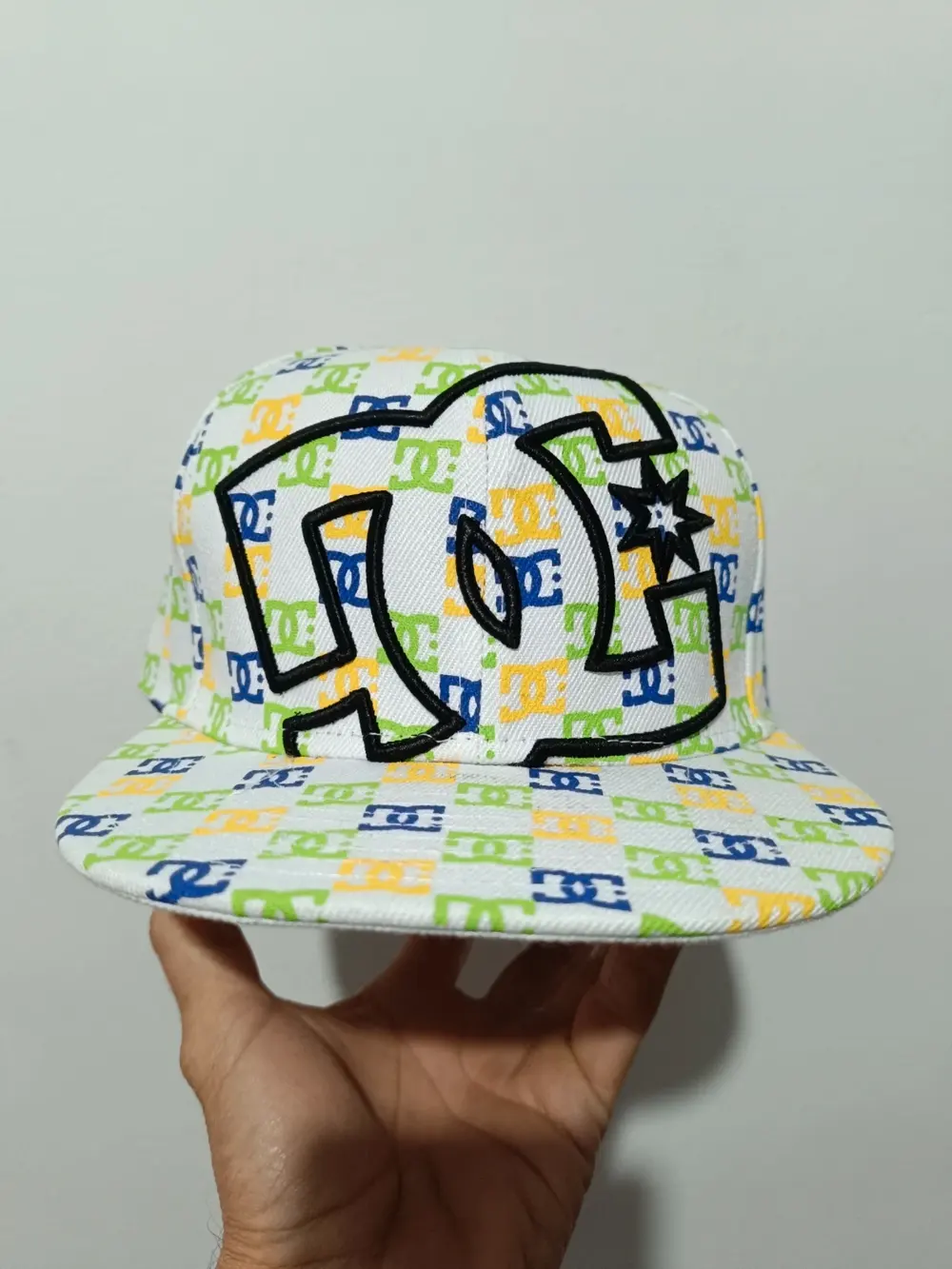 Gorra multicolor DC Shoes x New era talla 7 3/8 59cm unisex