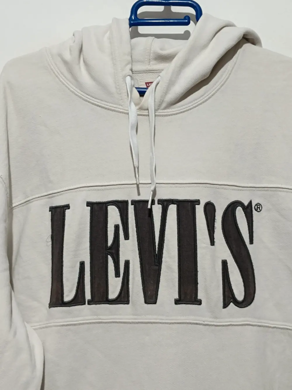 Sudadera con capucha Levi's talla XL ver medidas, foto 2