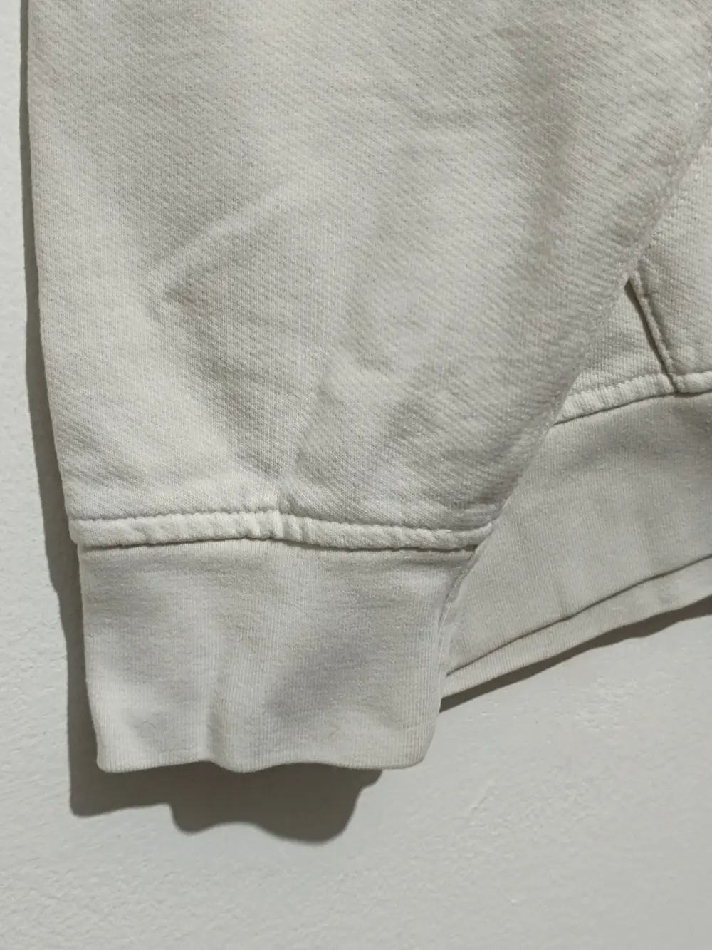 Sudadera con capucha Levi's talla XL ver medidas, foto 4