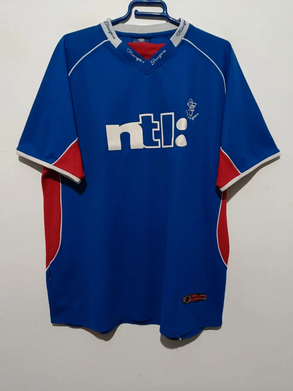 Camiseta vintage Glasgow Rangers temporada 01/02alla S/M ver medidas