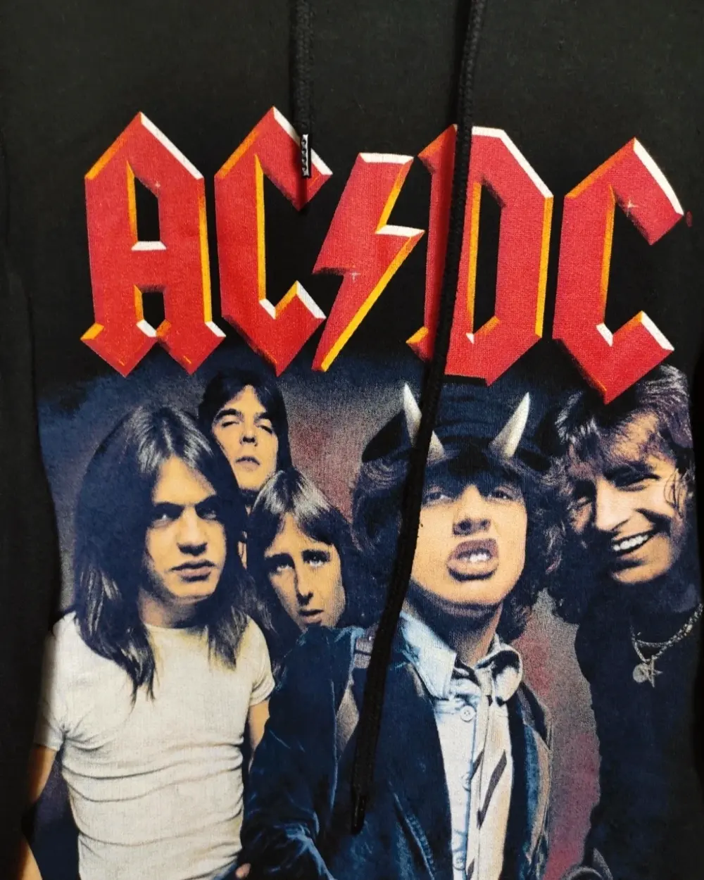 Sudadera con capucha AC/DC Bershka talla XS sirve para S ver medidas unisex *, foto 4
