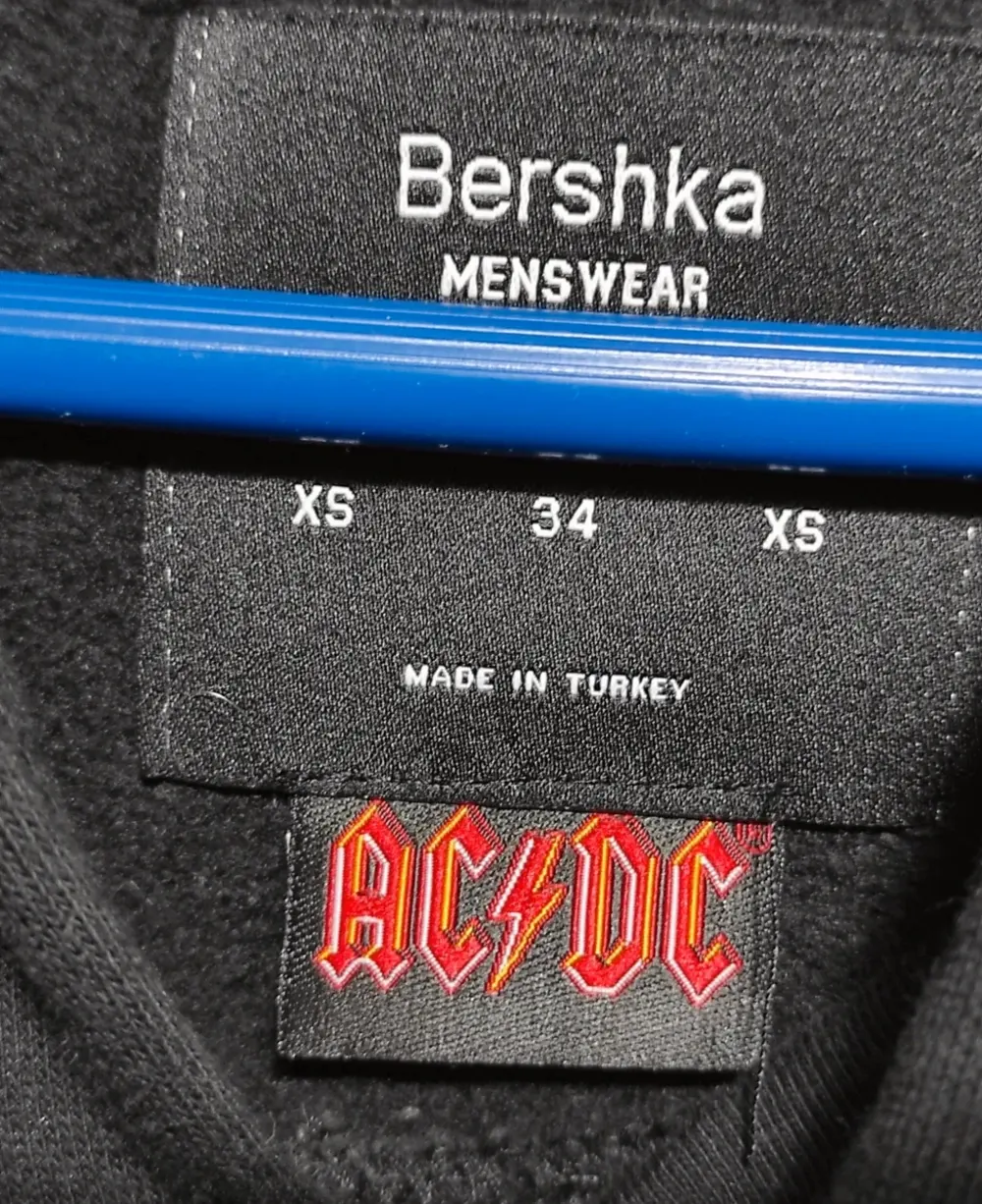 Sudadera con capucha AC/DC Bershka talla XS sirve para S ver medidas unisex *, foto 5