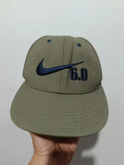 Gorra Nike x Travis Scott x vintage Y2K talla 57cm