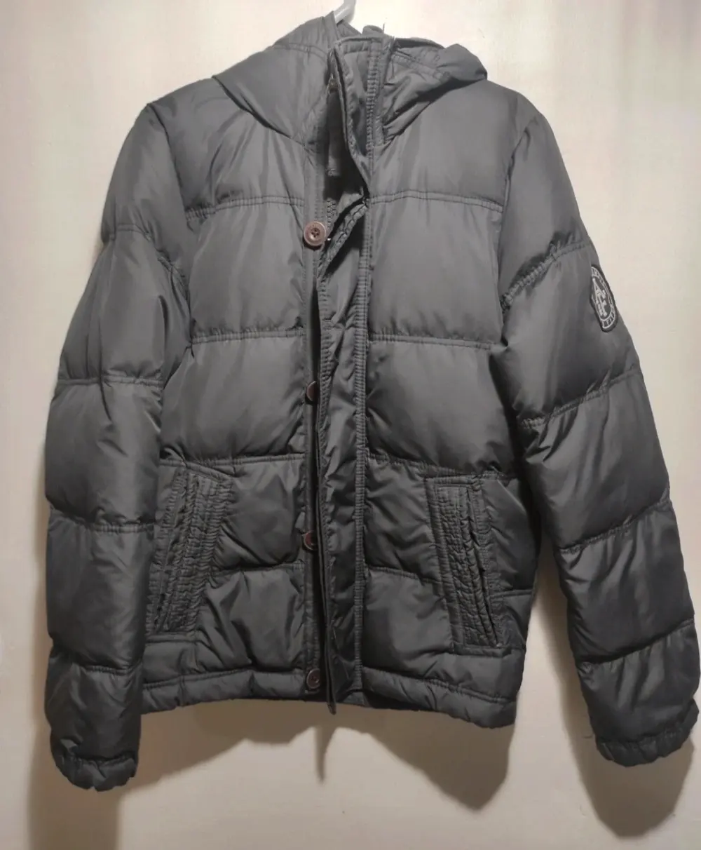 Plumifero con capucha Abercrombie & Fitch Kempshall talla M *
