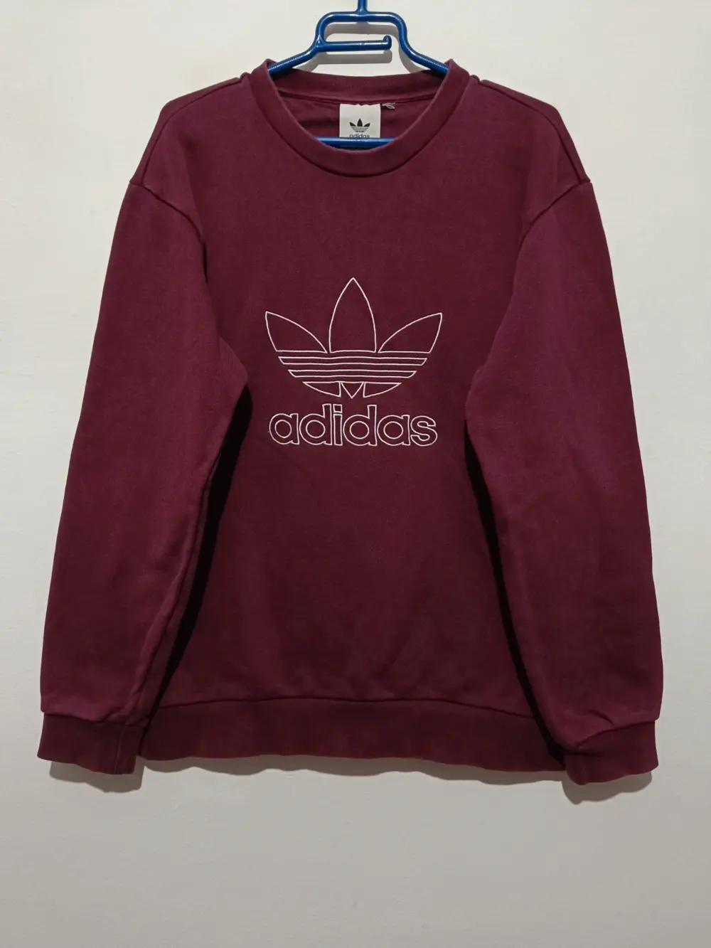 Jersey cuello redondo Adidas originals Crewneck outline talla M ver medidas