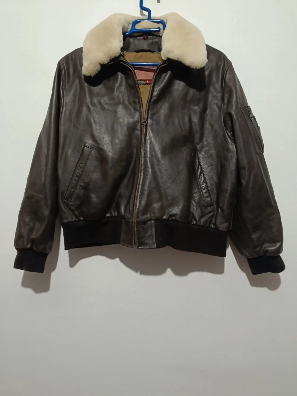 Chaqueta Piloto Aviador Redskins cuero talla L equivale a una XS ver medidas