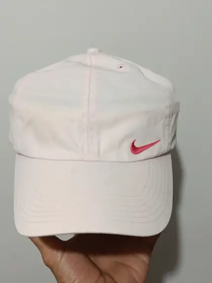 Gorra Rosa Nike doble logo talla única ajustable adulto unisex
