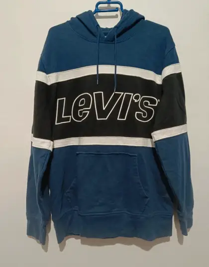 Sudadera con capucha Levi's talla M*
