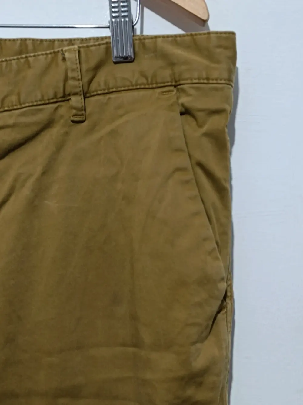 Pantalon chino mostaza Hugo Boss Tapered fit talla XL/XXL ver medidas, foto 2