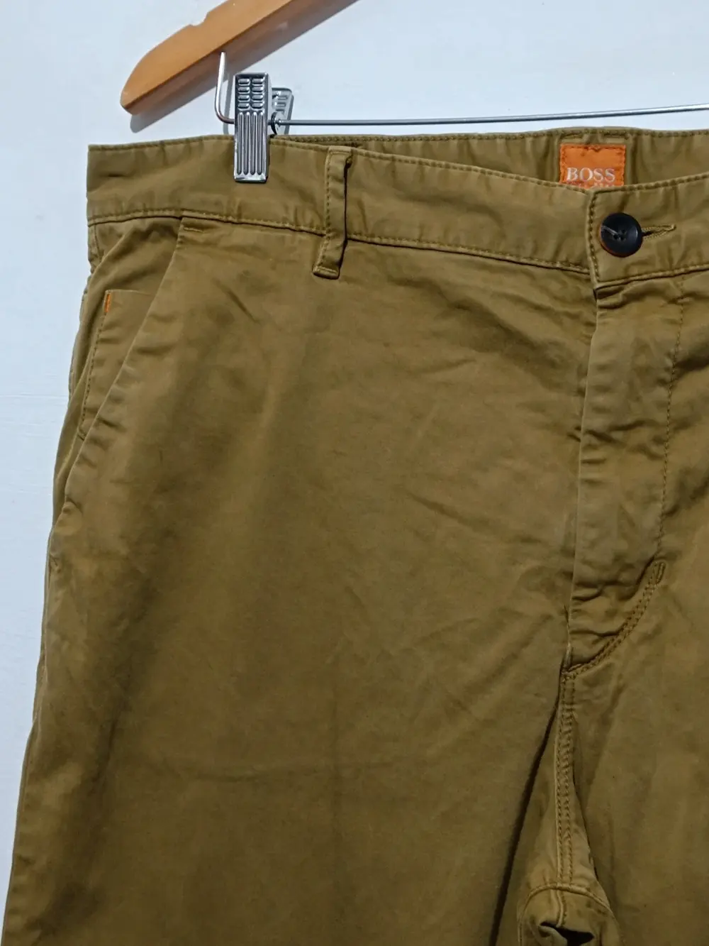 Pantalon chino mostaza Hugo Boss Tapered fit talla XL/XXL ver medidas, foto 3