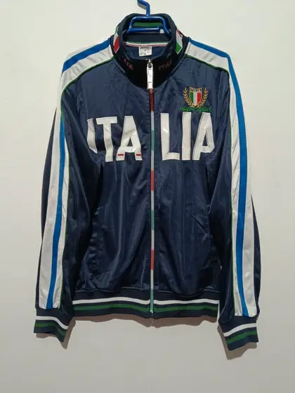 Chaqueta vintage Y2K Italia Super esport Desierto talla XL pero es mas una L ver medidas