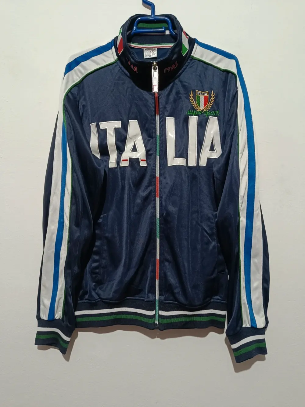 Chaqueta vintage Y2K Italia Super esport Desierto talla XL pero es mas una L ver medidas