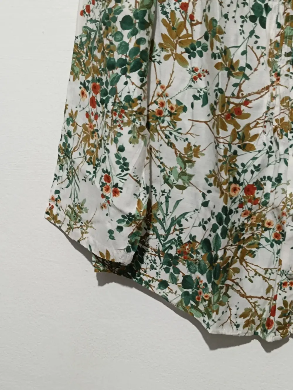Blusa manga larga estampado floral Massimo Dutt talla 40/30 sirve para M/L ver medidas, foto 3