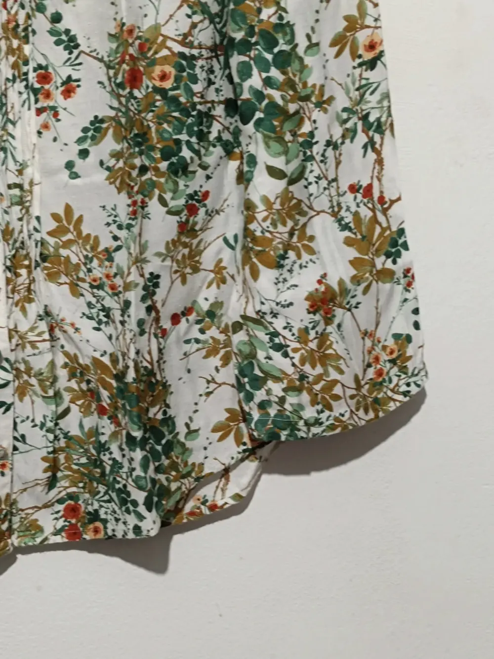 Blusa manga larga estampado floral Massimo Dutt talla 40/30 sirve para M/L ver medidas, foto 4