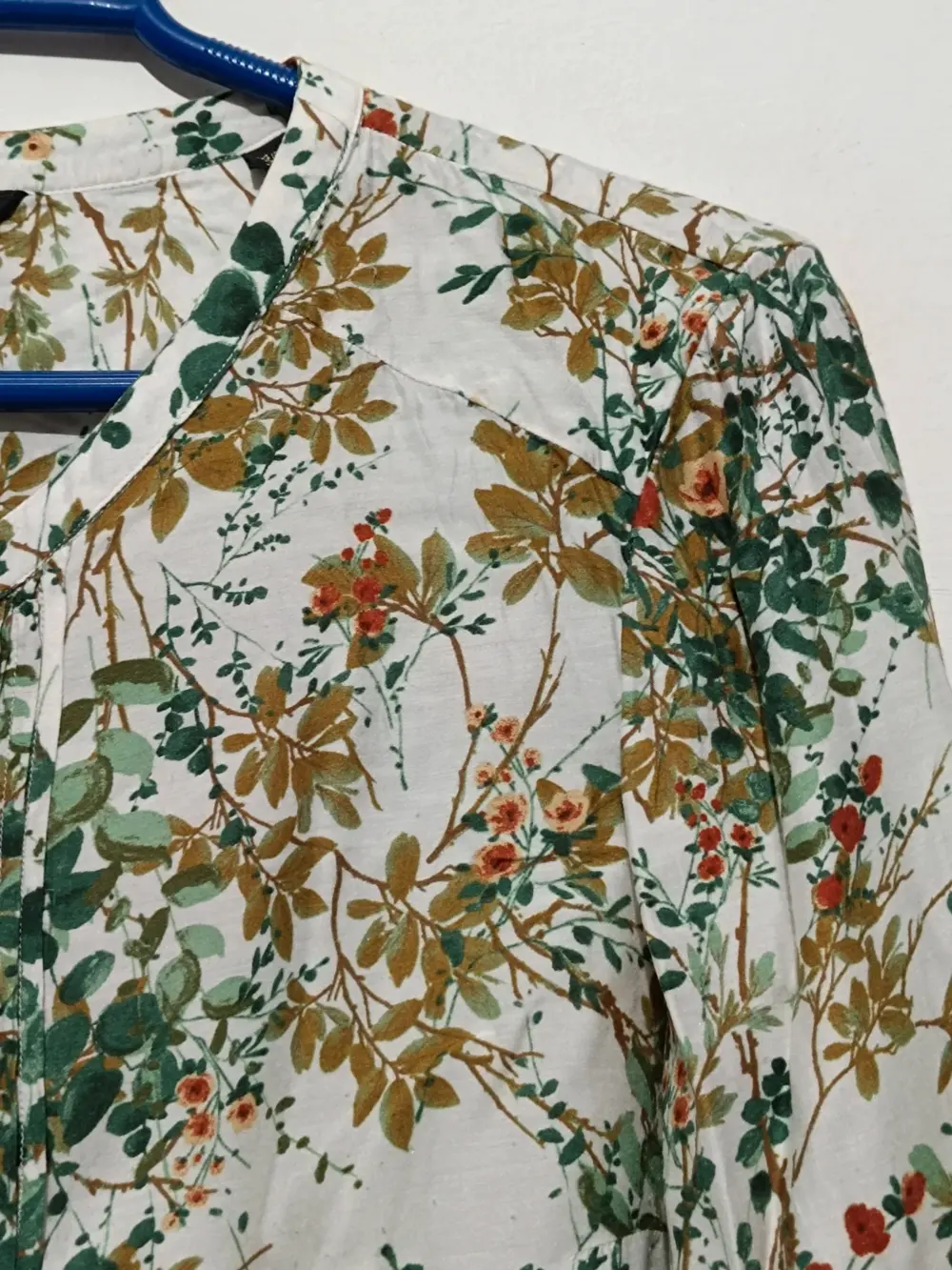 Blusa manga larga estampado floral Massimo Dutt talla 40/30 sirve para M/L ver medidas, foto 5