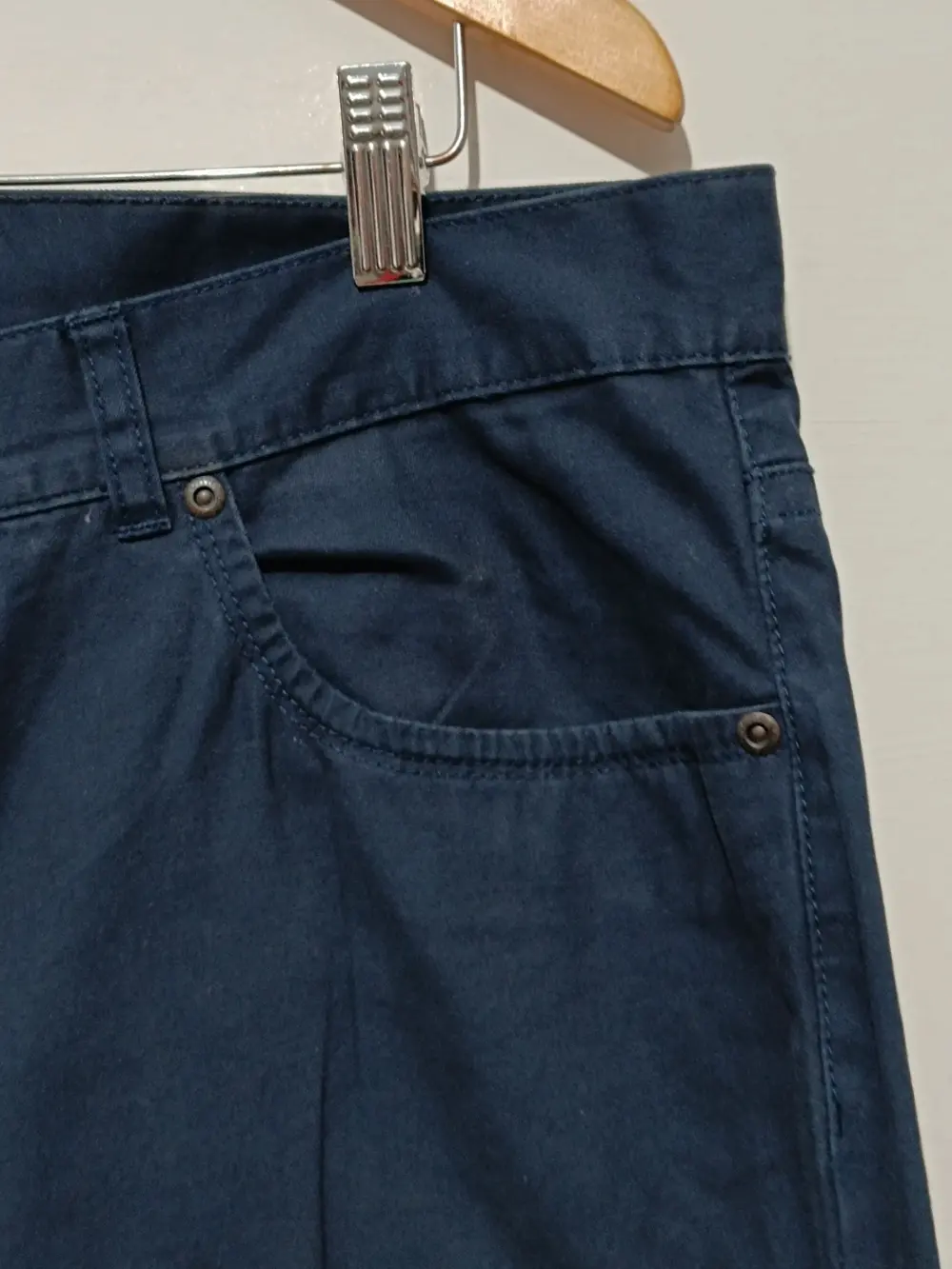 Pantalon Azul marino recto Tommy Hilfiger talla 34/32 equivale a una XL ver medidas, foto 2