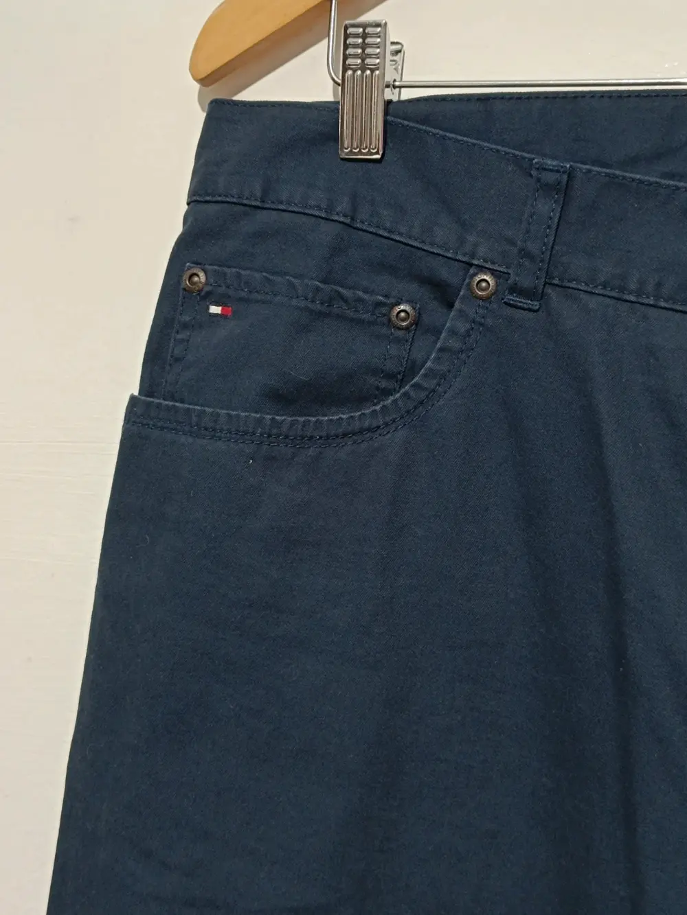 Pantalon Azul marino recto Tommy Hilfiger talla 34/32 equivale a una XL ver medidas, foto 4