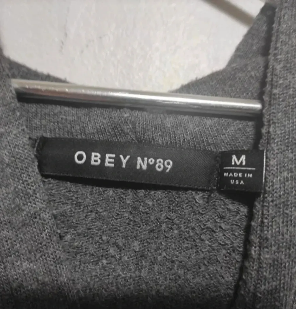 Sudadera con capucha Obey talla M*, foto 2
