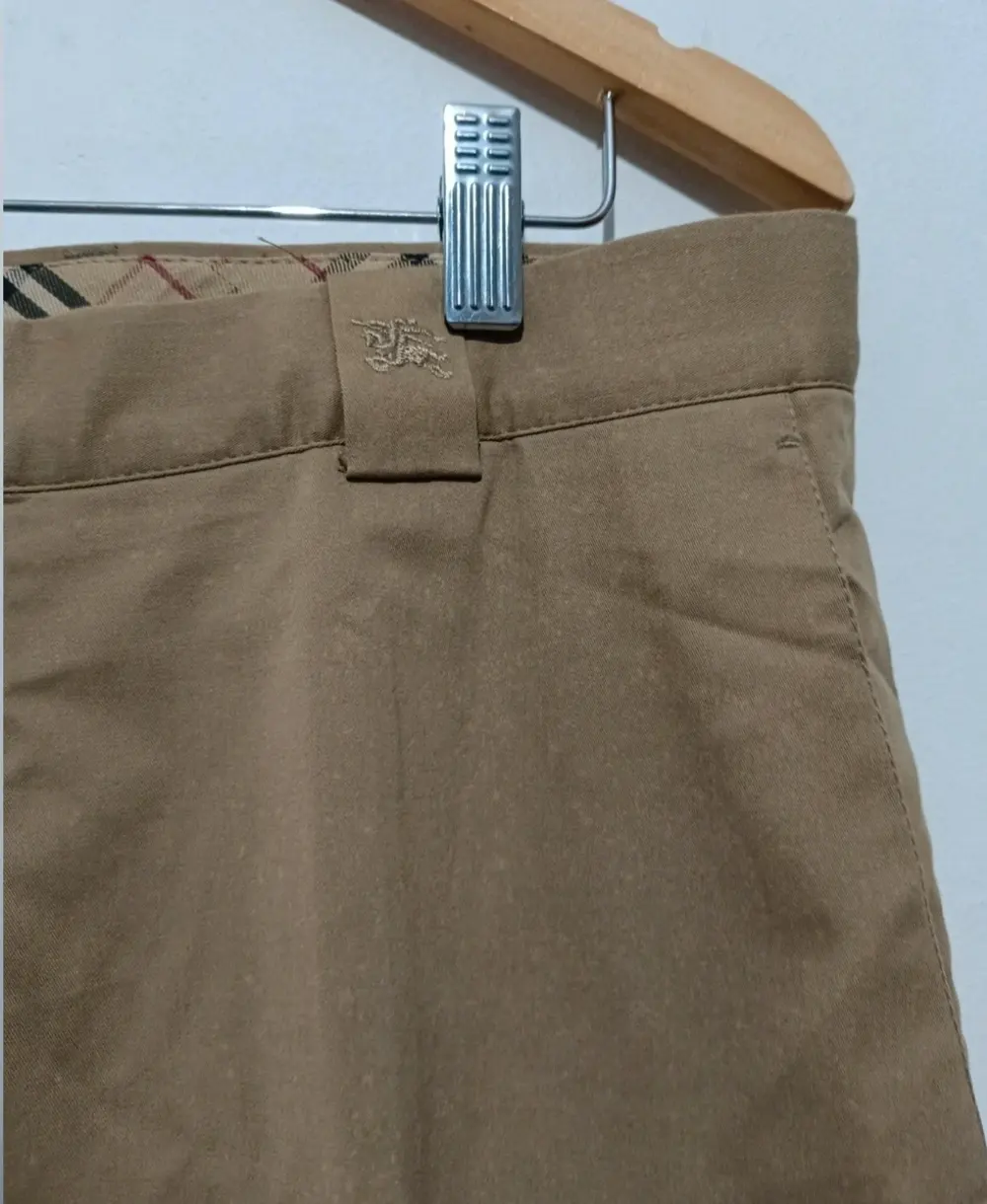 Pantalon Burberry talla 44 ver medidas*, foto 2