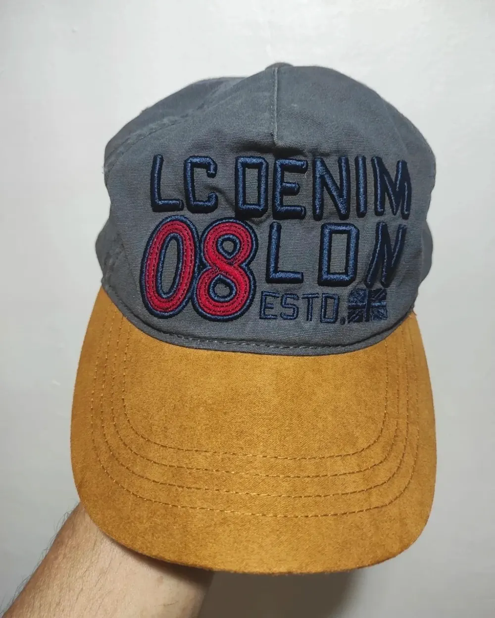 Gorra Lee Cooper talla ajustable*