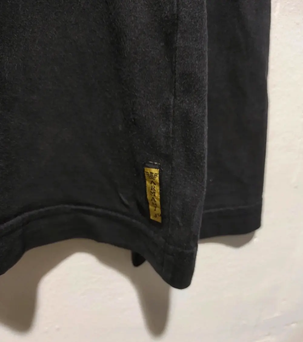 Camiseta manga larga Armani jeans talla XL*, foto 2