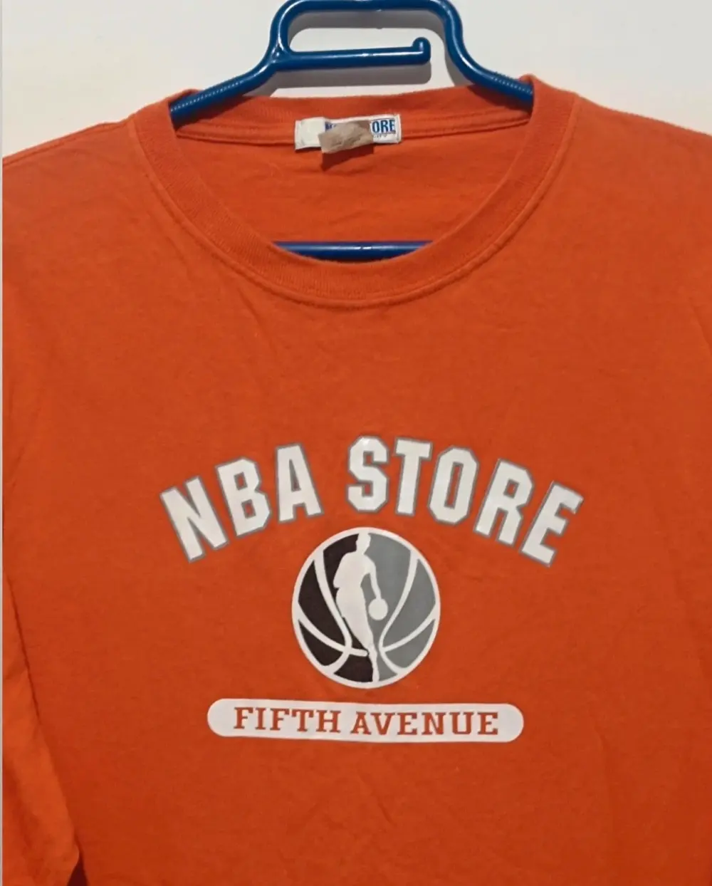 Camiseta manga larga NBA Fifth Avenue talla M sirve para S ver medidas*, foto 2