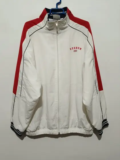 Chaqueta vintage años 90 Reebok classic talla L ver medidas