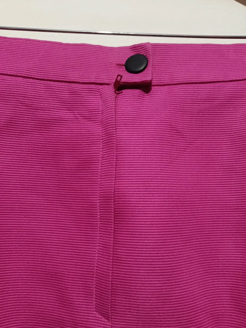 Falda tubo fucsia vintage Laurel talla 40 equivale a una S ver medidas, foto 2