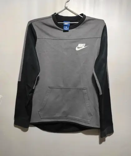Jersey cuello redondo Nike talla S*