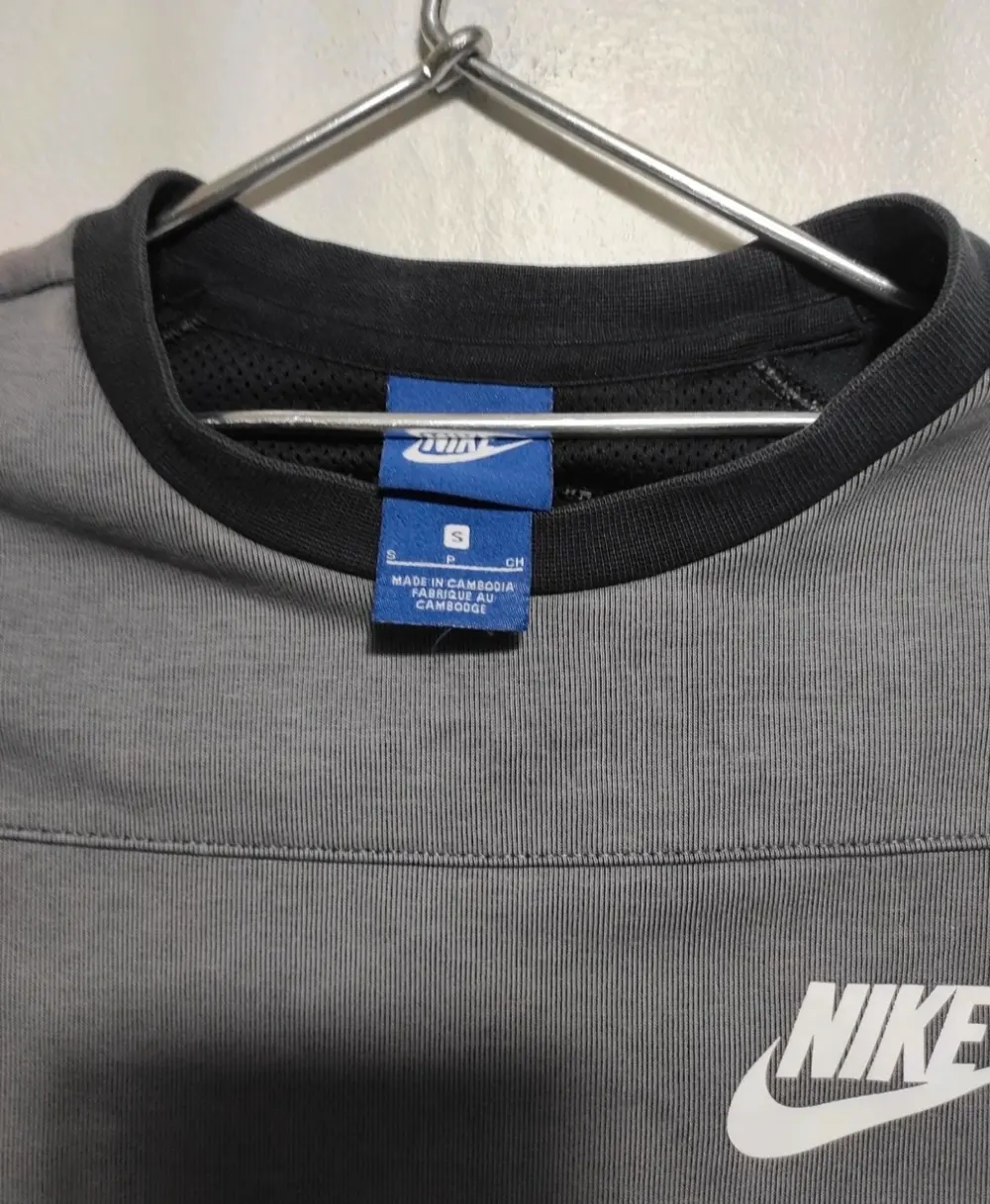 Jersey cuello redondo Nike talla S*, foto 5