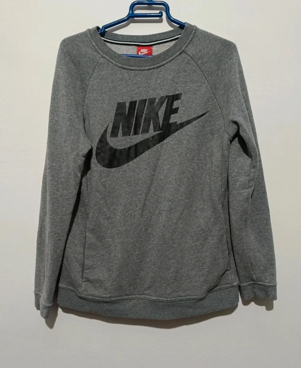 Sudadera Nike talla XS*