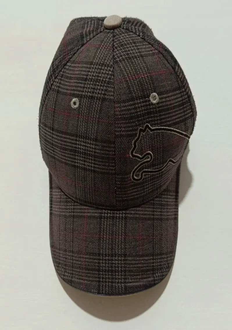 Gorra a cuadros Puma flexfit talla única unisex sirve para M/L *