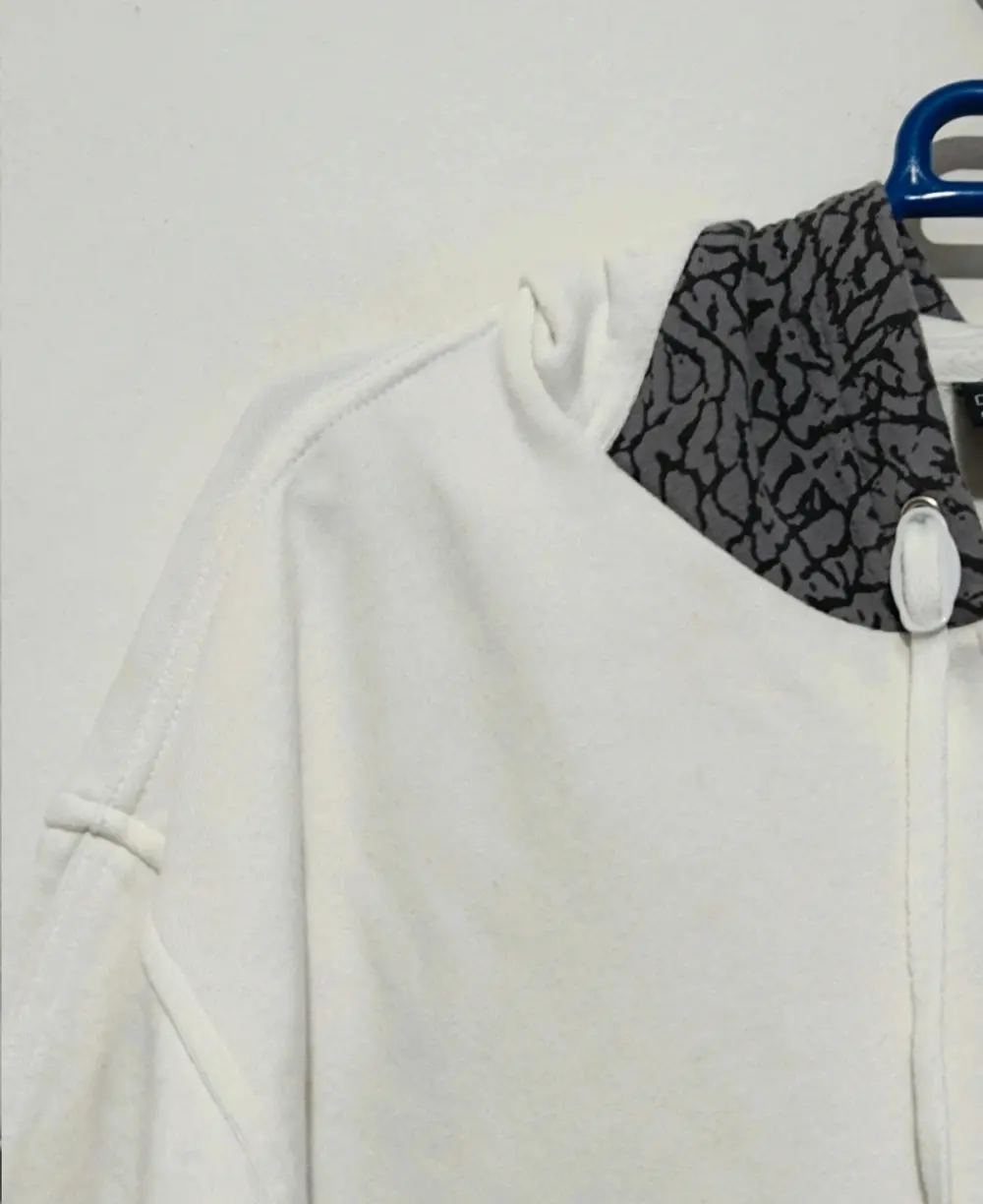 Sudadera Air Jordan talla M sirve para L/XL ver medidas*, foto 4