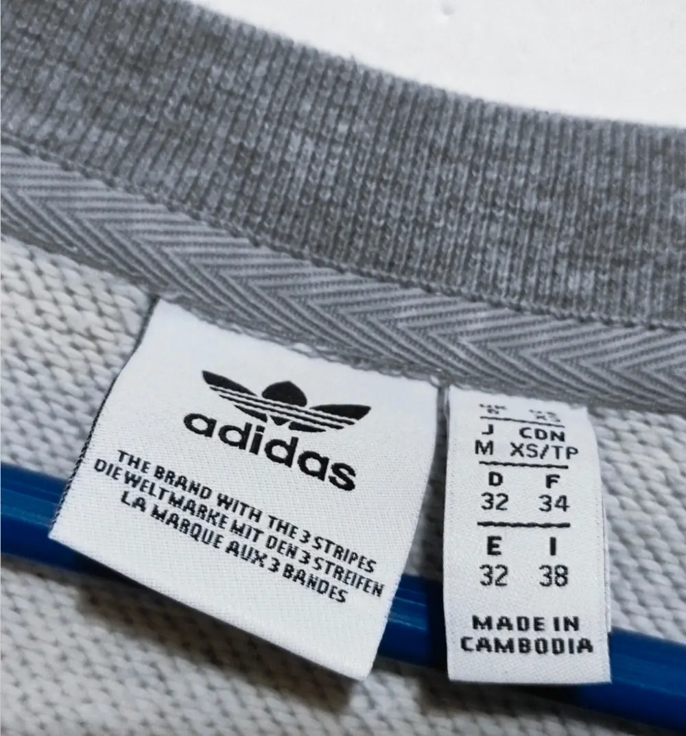 Jersey Adidas talla XS sirve para S ver medidas*, foto 3