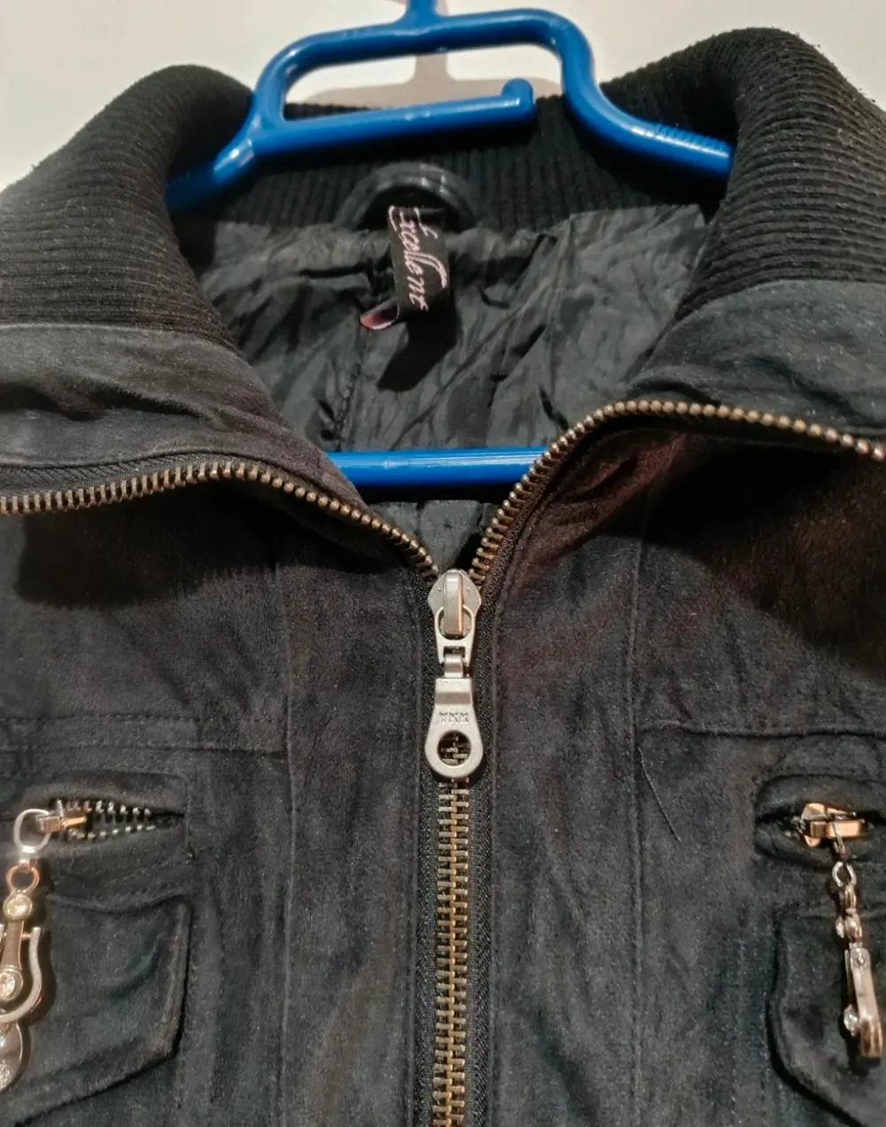 Chaqueta corta negra Excellent talla L pero es una M ver medidas*, foto 2