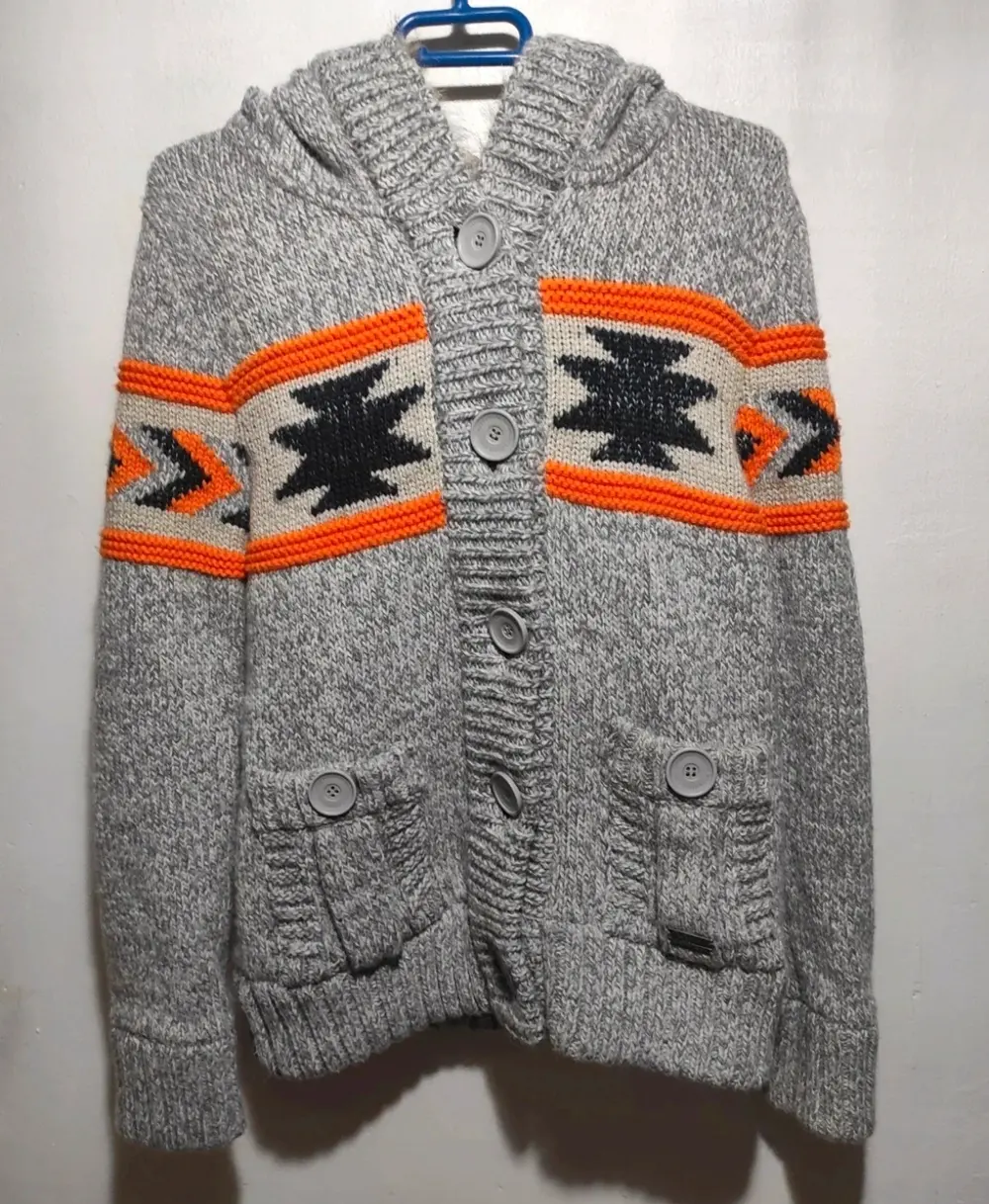 Chaqueta con capucha y botones Superdry talla M*
