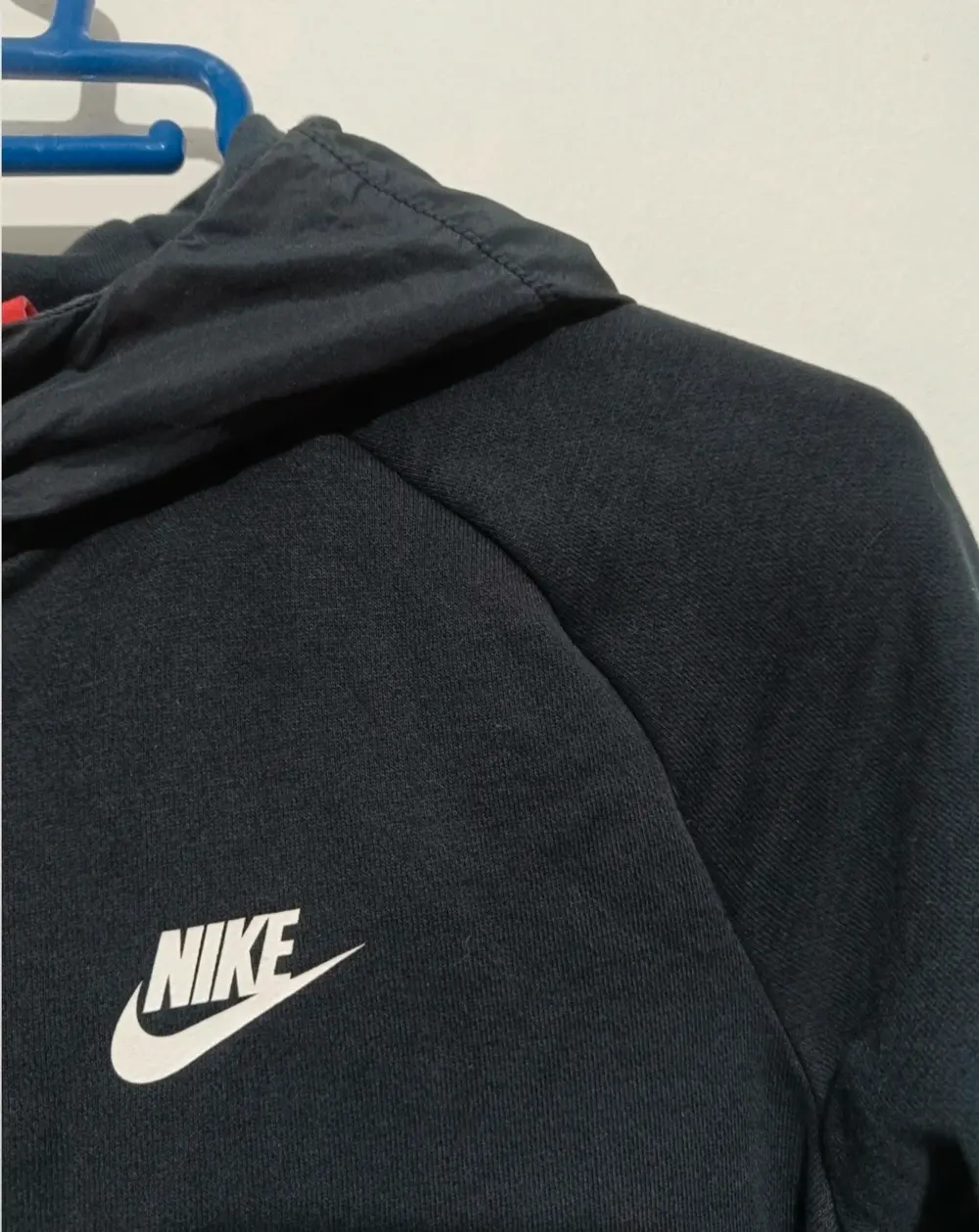 Sudadera con capucha y cremallera Nike Air Max talla XL 13/15 años sirve para S ver medidas*, foto 4