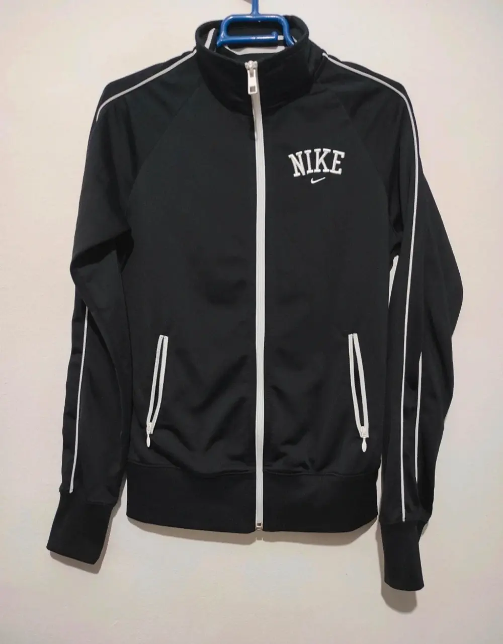 Sudadera con cremallera Nike talla S*