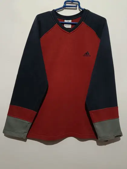 Jersey vintage Y2K Adidas V-Neck talla M ver medidas