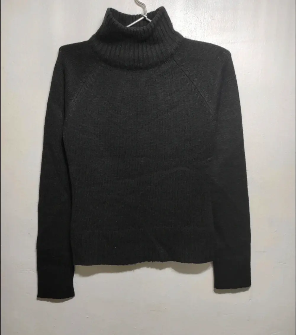 Jersey cuello alto Bershka talla M*