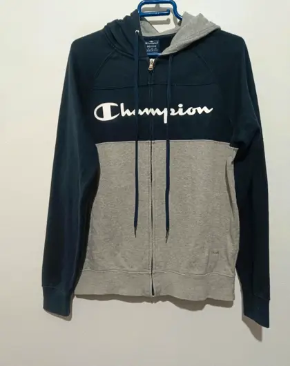 Sudadera Champion talla M ver medidas*