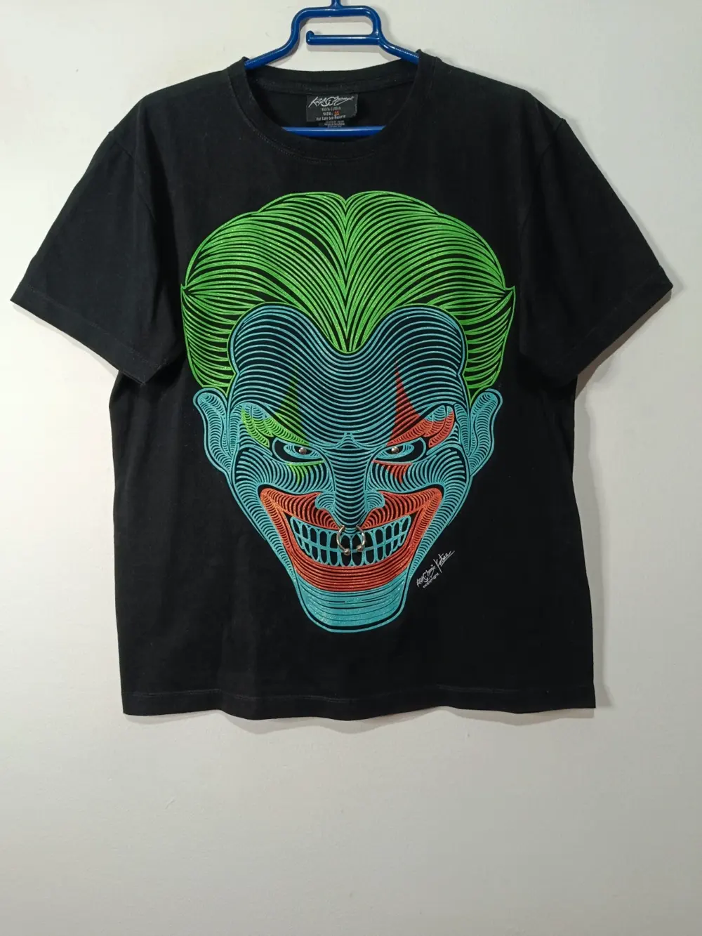 Camiseta Joker Neon 3D Big face Rock Chang talla M