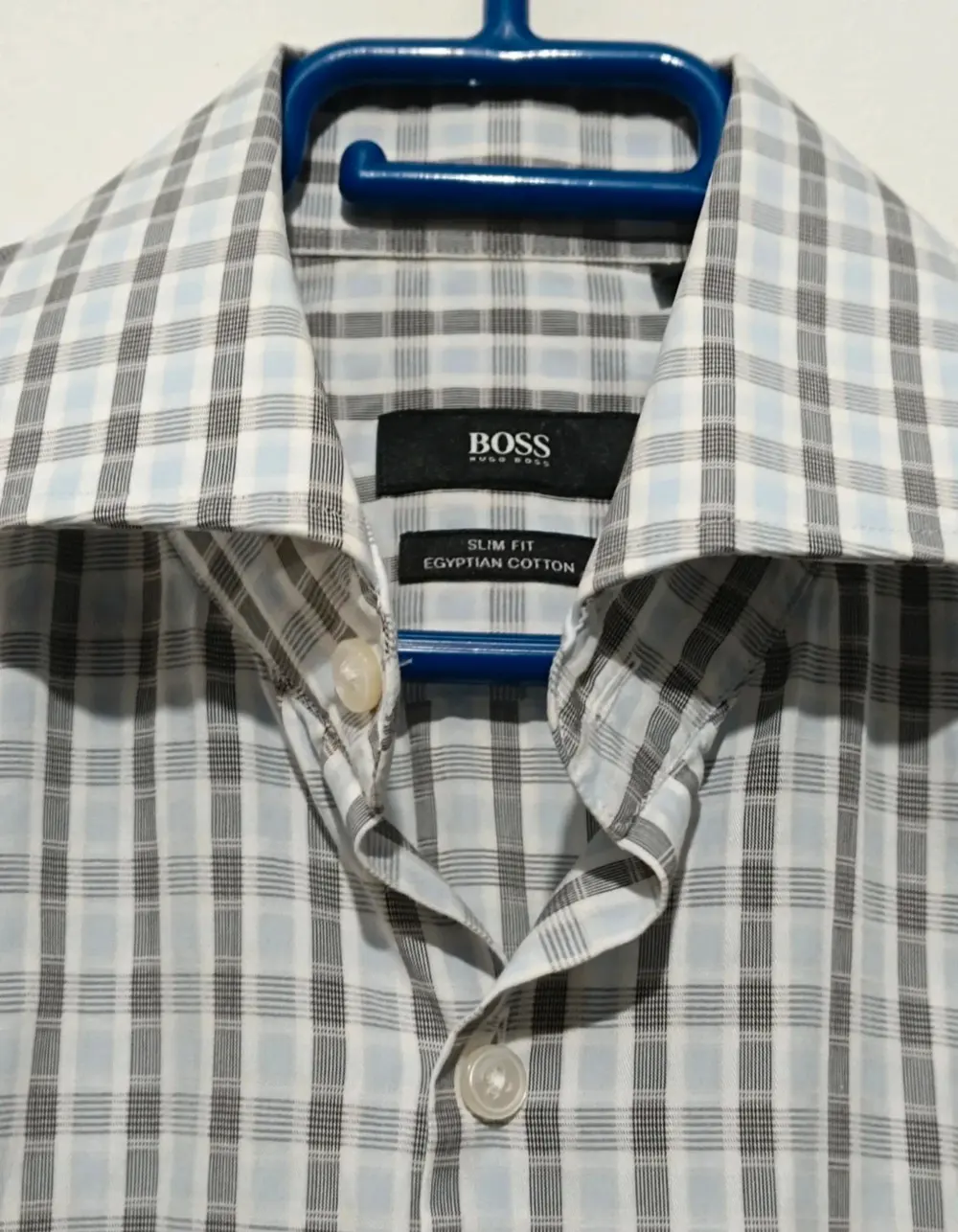 Camisa a cuadros manga larga Hugo Boss talla 39 15 1/2 equivale a una M*, foto 3