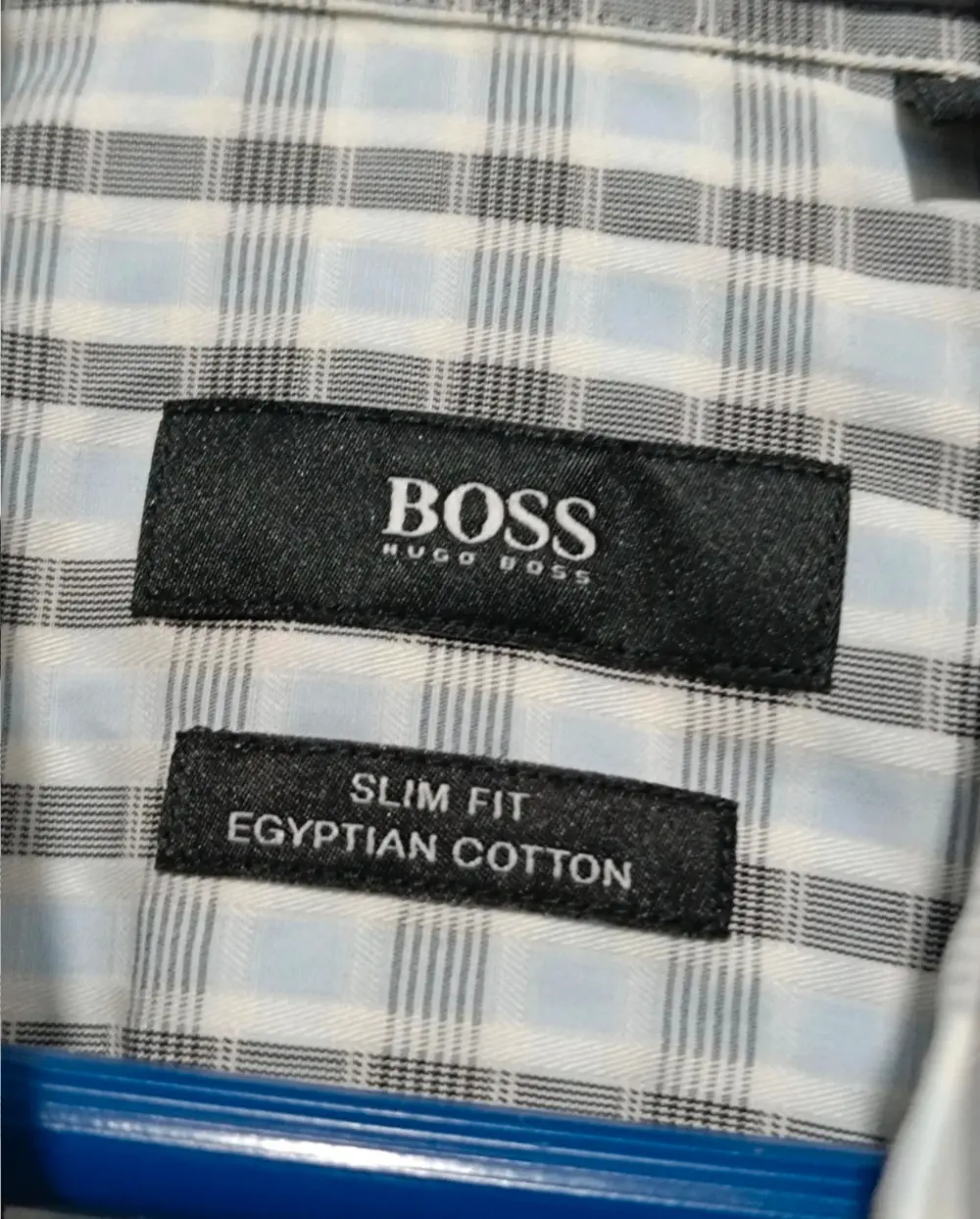 Camisa a cuadros manga larga Hugo Boss talla 39 15 1/2 equivale a una M*, foto 4