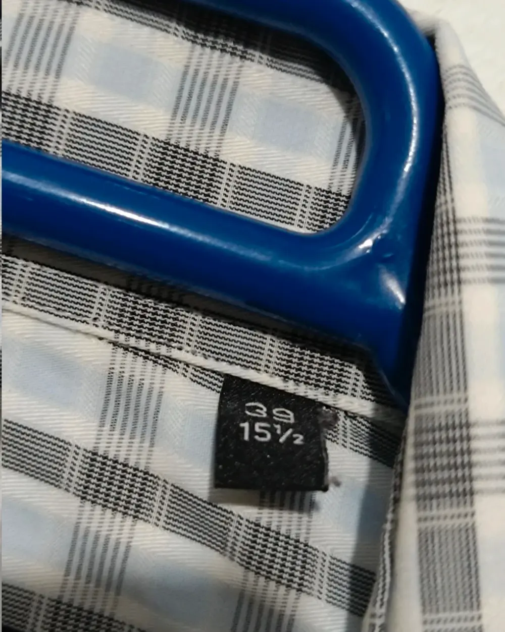 Camisa a cuadros manga larga Hugo Boss talla 39 15 1/2 equivale a una M*, foto 5