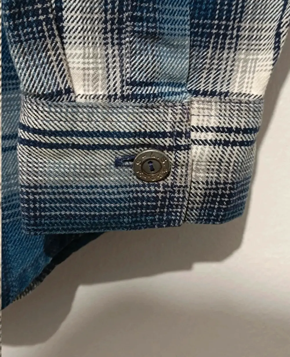 Camisa a cuadros manga larga Levi's talla M ver medidas*, foto 4