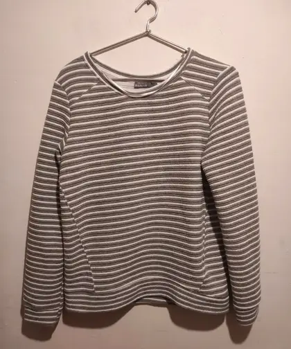 Jersey Bershka talla M*